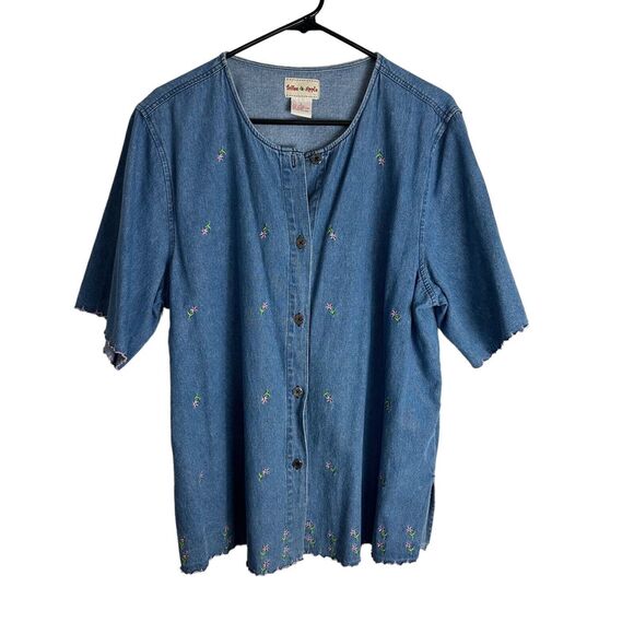 Toffee Apple Women’s Denim Shirt L Embroidered Flowers Scalloped Hem Vintage - Picture 1 of 11
